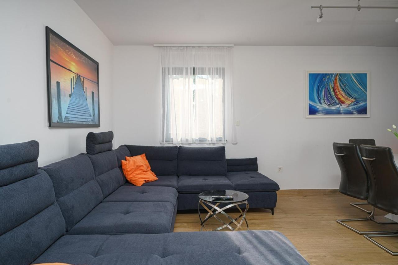 Olive Balcony Vodice-Srima Apartment Bagian luar foto