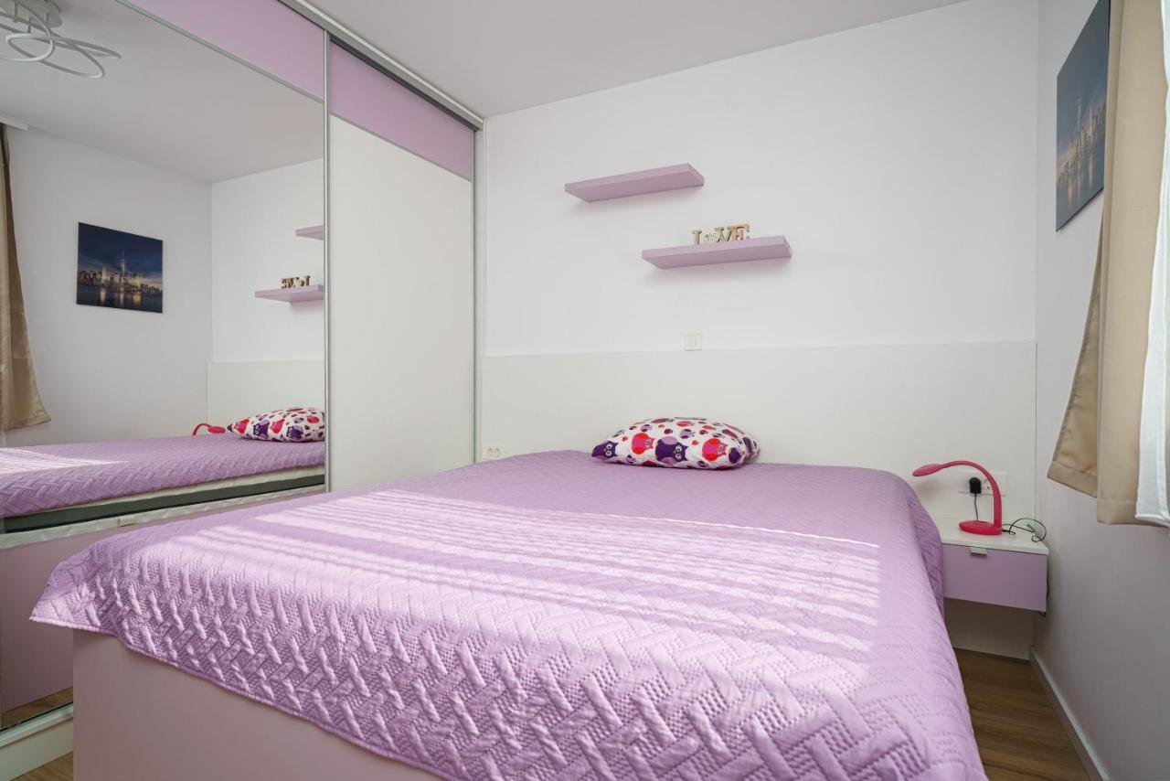 Olive Balcony Vodice-Srima Apartment Bagian luar foto