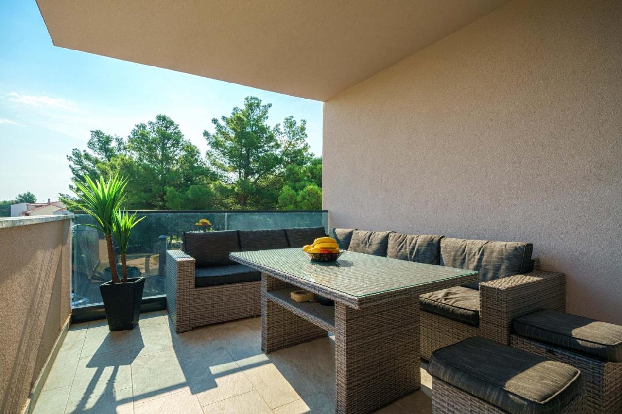 Olive Balcony Vodice-Srima Apartment Bagian luar foto
